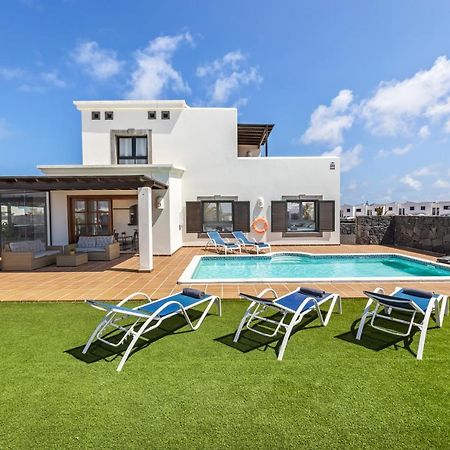 Villa Alana - Vacaciones Y Relax Плая Бланка Екстериор снимка