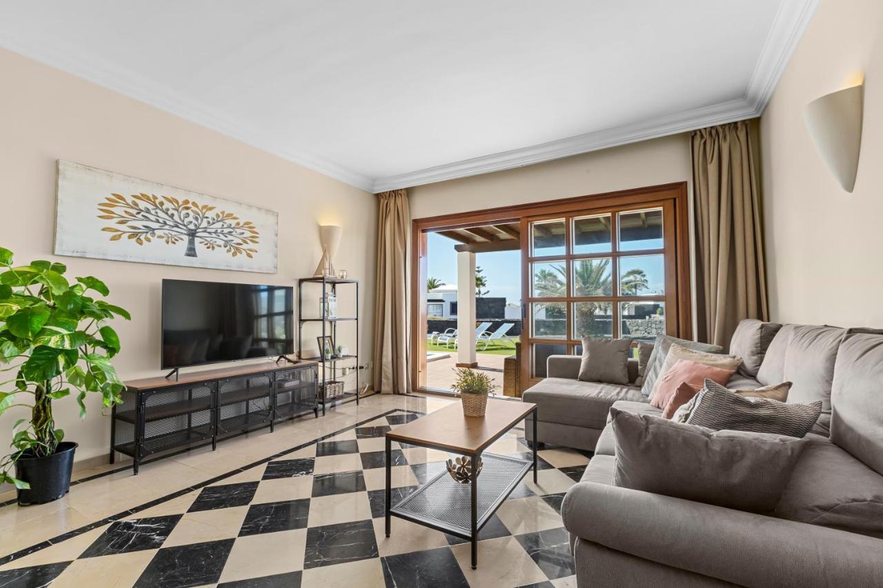 Villa Alana - Vacaciones Y Relax Плая Бланка Екстериор снимка