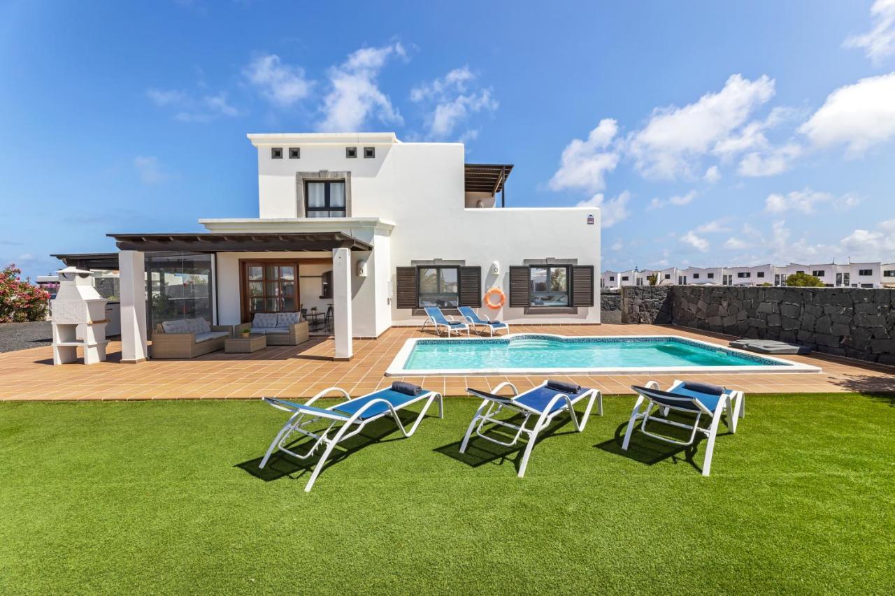 Villa Alana - Vacaciones Y Relax Плая Бланка Екстериор снимка